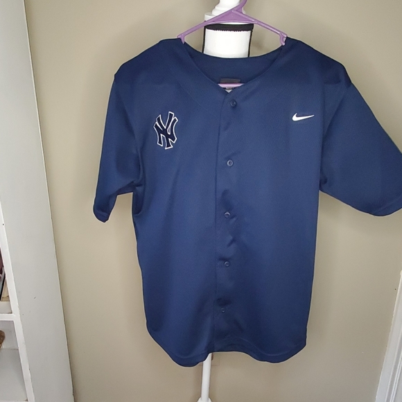 Nike Other - Yankees Nike baseball jersey youth 16-18